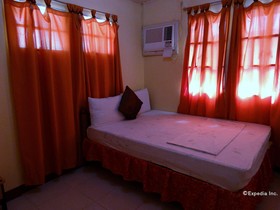 D'Lucky Garden Inn & Suites