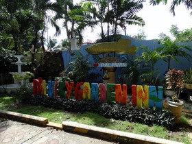 D'Lucky Garden Inn & Suites
