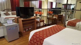 La Charica Inn & Suites
