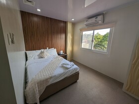 Manuela's Suites