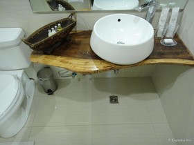 One Manalo Place
