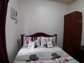 OYO 684 Cecilia's Inn