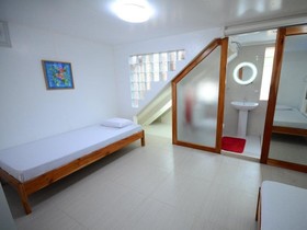 Puerto Bayview Inn - Hostel
