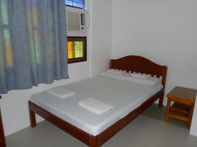 Puerto Bayview Inn - Hostel