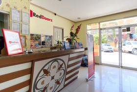 Rodolfo Royale Hotel by RedDoorz