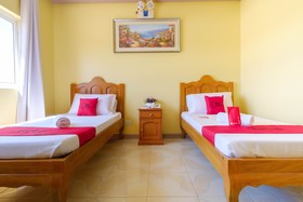 Rodolfo Royale Hotel by RedDoorz