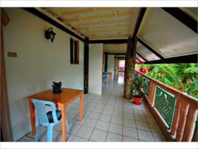 Villa Leonora Beach Resort
