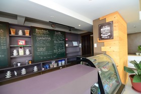 WE Travelers Inn