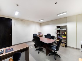 Amina Plaza by OYO Rooms
