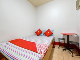 Busline Apartelle by Oyo Rooms