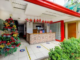 City Smiles Apartelle by OYO Rooms