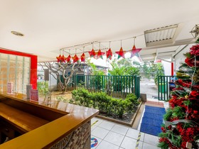 City Smiles Apartelle by OYO Rooms