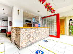 City Smiles Apartelle by OYO Rooms
