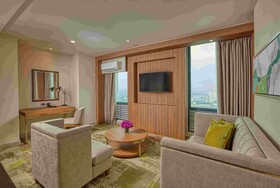 Eastwood Richmonde