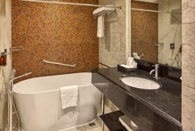 Eastwood Richmonde