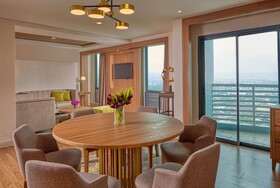Eastwood Richmonde