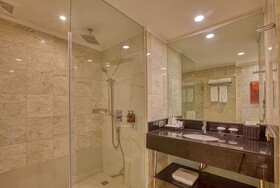 Eastwood Richmonde