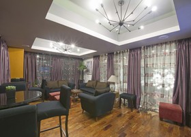 Hive Hotel & Convention Place