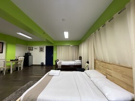 H Plus Hotel Powered By Cocotel
