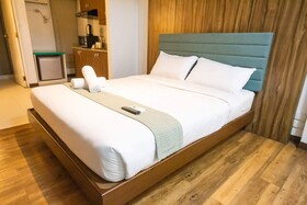H Plus Hotel Powered By Cocotel