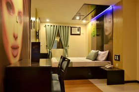 Icon Hotel Timog