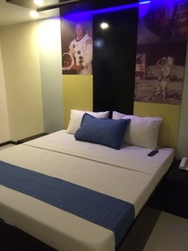 Icon Hotel Timog