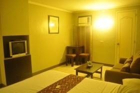 Metro Room Budget Hotel