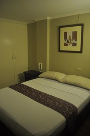 Metro Room Budget Hotel