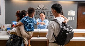 Microtel by Wyndham Acropolis