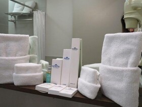 Microtel by Wyndham Acropolis