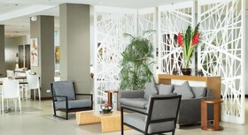 Microtel by Wyndham Acropolis
