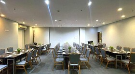 Microtel by Wyndham Acropolis