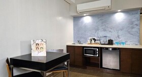 Microtel by Wyndham Acropolis