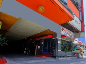 OYO 861 Rosas Travellers Inn