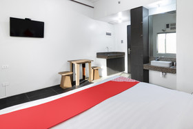 Regal Residences by OYO Rooms