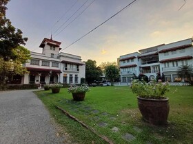 The Henry Suites MiraNila Quezon City