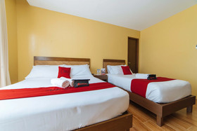 Hotel Alunsina by RedDoorz
