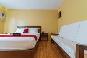 Hotel Alunsina by RedDoorz