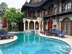 Tropicana Castle Hotel & Dive Resort