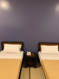 Apo Reef Travellers Hotel