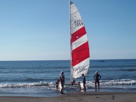 Gustav's Place Beach & Diving Resort