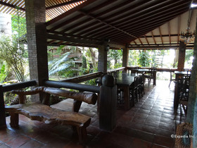 Chema's By The Sea