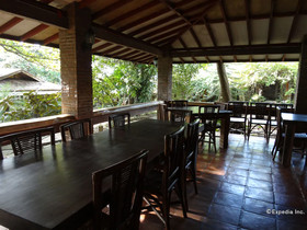 Chema's By The Sea