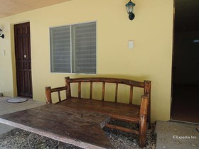Gorion Beach Resort
