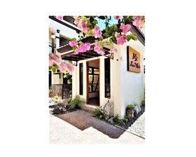 Balay Ni Manuel Ken Maria