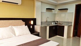 Staycation Hotel