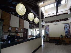 Kahuna Hotel, Cafe and Restaurant