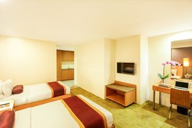 Greenhills Elan Modern