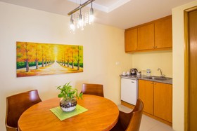Greenhills Elan Modern