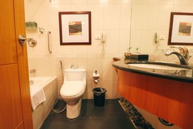 Greenhills Elan Modern